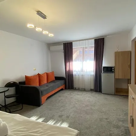 Orange House منزل للإقامة *