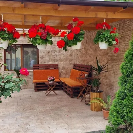 Orange House منزل للإقامة *