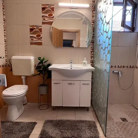 Orange House منزل للإقامة *