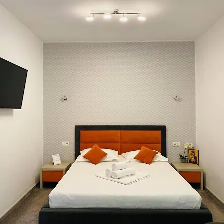 Homestay Orange House Constanta