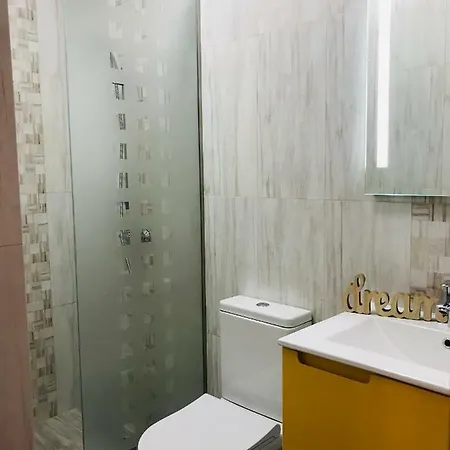 Ubytování v soukromí Orange House *