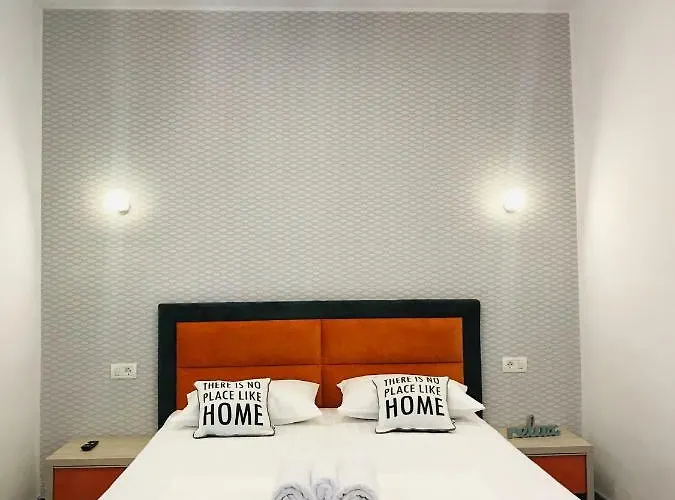 ホームステイ Orange House *